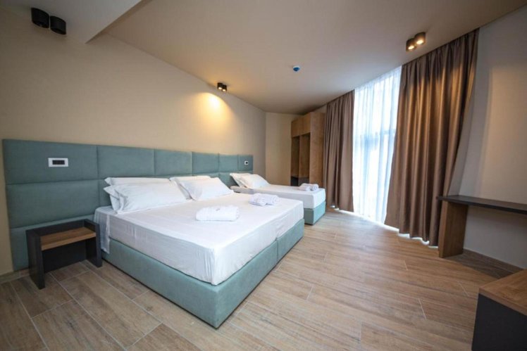 Alion Hotel 21, Durres