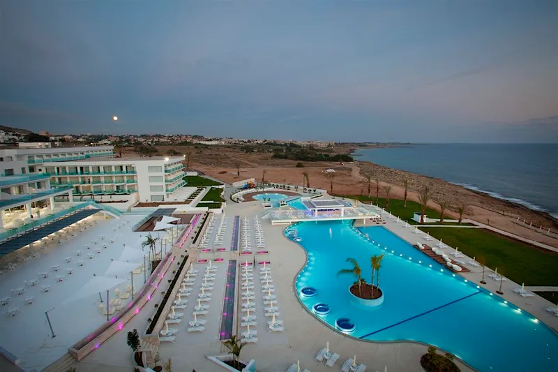 Pool, King Evelthon Beach Hotel & Resort, Cyprus