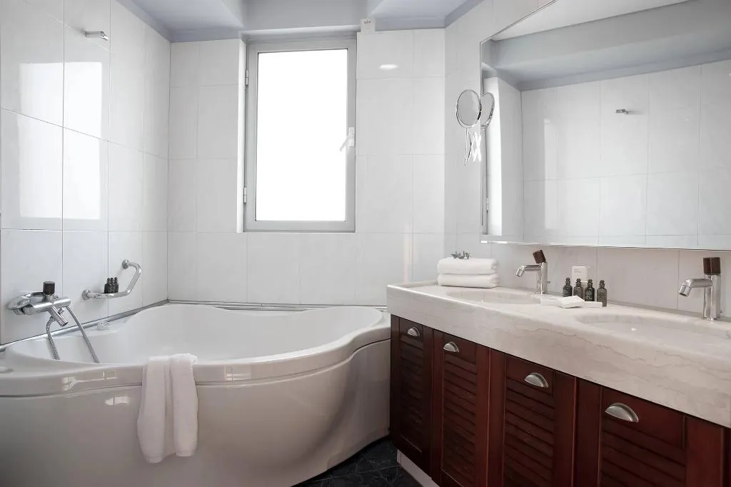 JUNIOR SUITE STANDARD Room, The Athenian Callirhoe, Athens