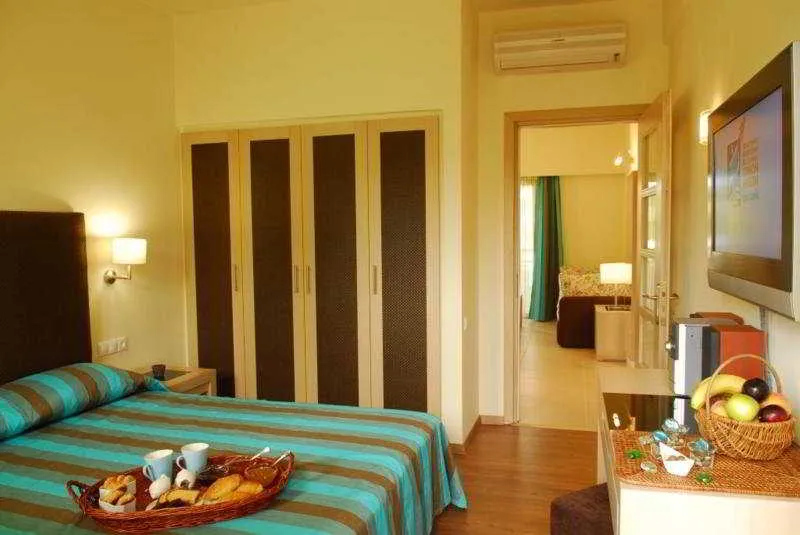 Room, Minos Mare Royal, Crete
