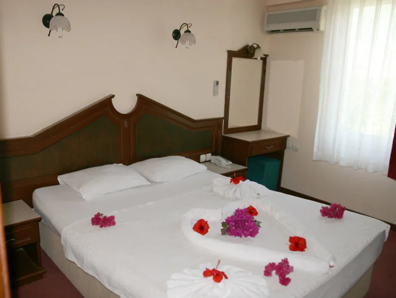 Room, Imperial Apartments, Dalaman