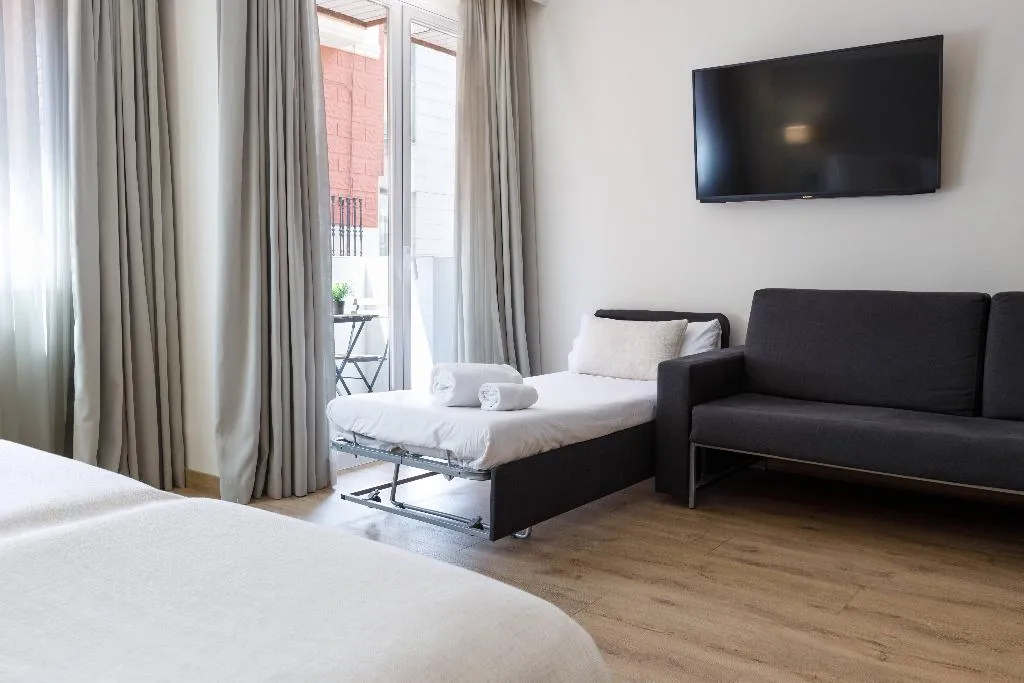 Room, Aparthotel Mariano Cubi, Barcelona