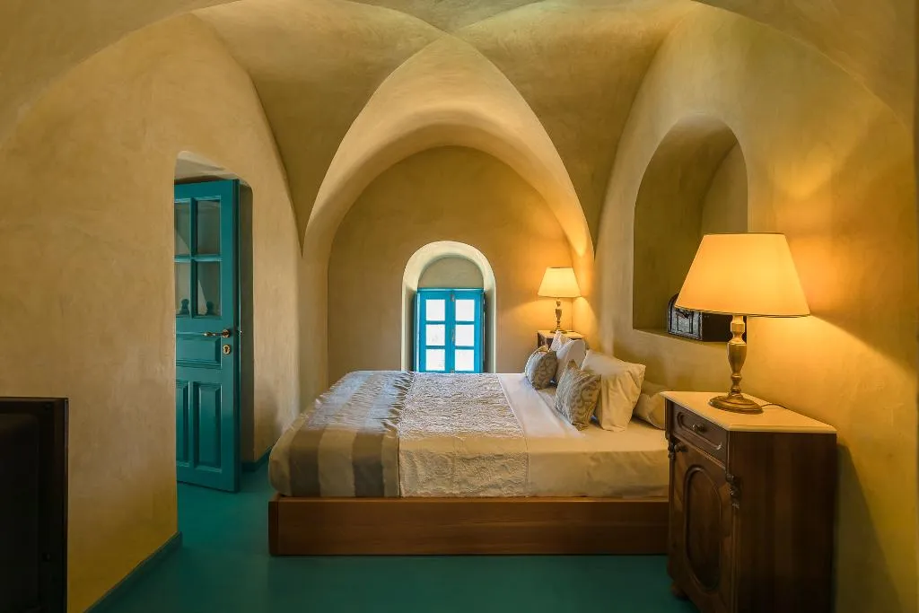 SUITE DELUXE TWO BEDROOM Room, Zannos Melathron Hotel By Omilos Hotels, Santorini