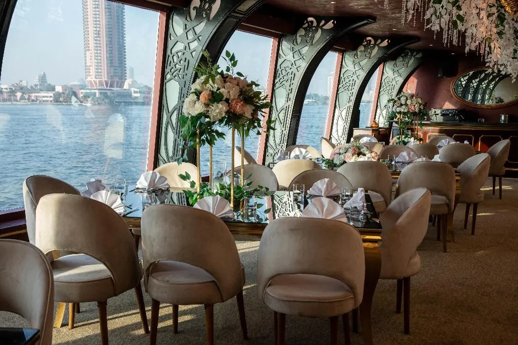 Restaurant, Hilton Cairo Grand Nile, Cairo