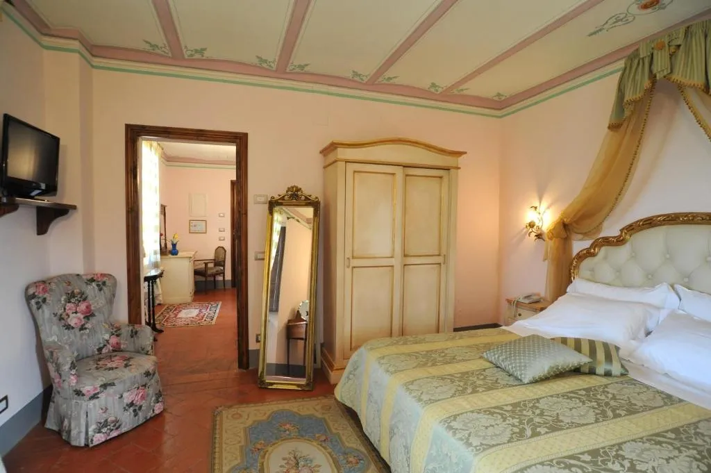 General view, Relais Castelluccio Palusse, Umbria