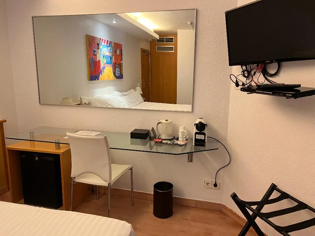 Double or Twin WITH BALCONY Room, Platjador, Costa Brava