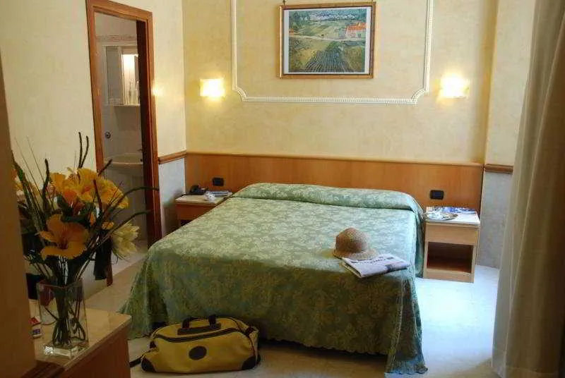 Room, Marco Polo, Rome