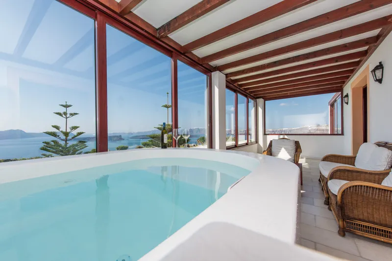 SUITE WITH JACUZZI Room, Maison des Lys, Santorini