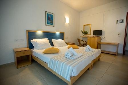 Neos Ikaros, Crete