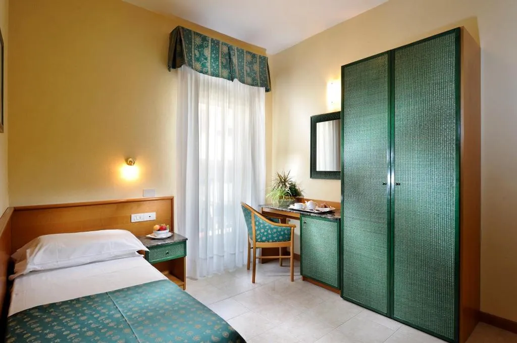 SINGLE WITH BALCONY Room, Hotel Bellevue, Venice
