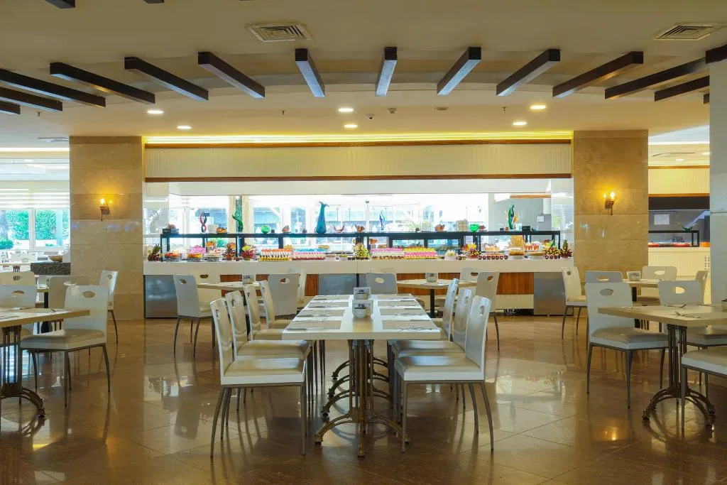 Restaurant, Crystal Admiral Aqua Collection, Antalya