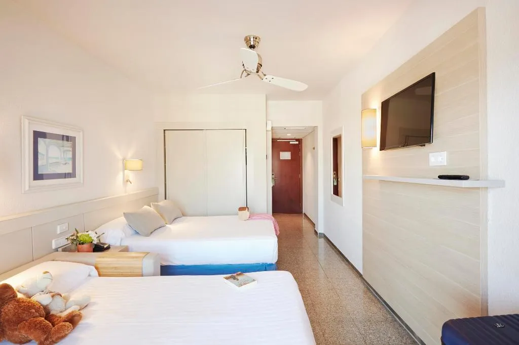 Double or Twin CAPACITY 4 Room, Prestige Goya Park, Costa Brava