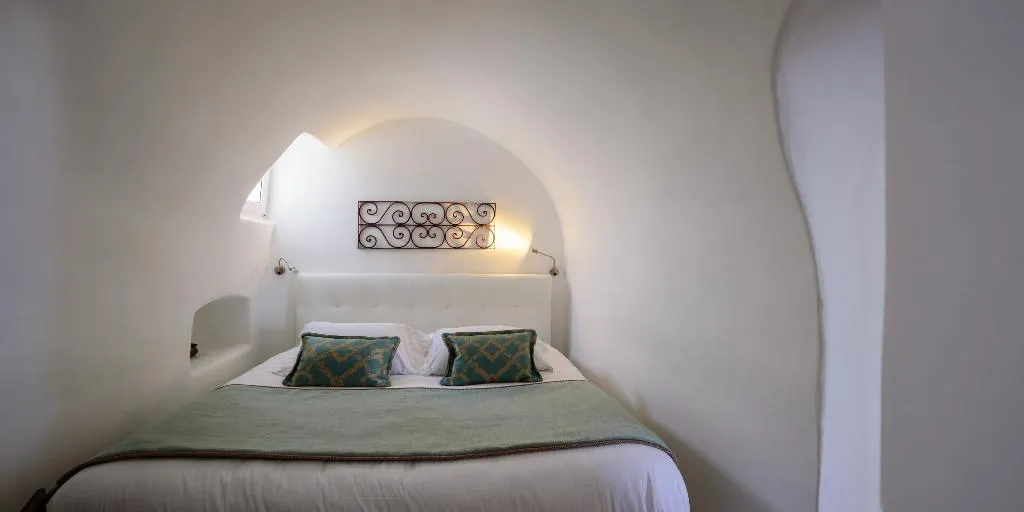 SUITE HONEYMOON Room, Fanari Villas, Santorini
