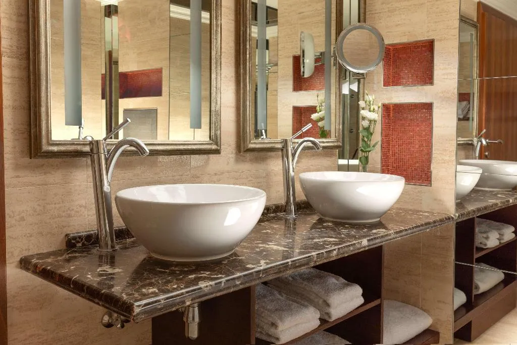 SUITE STANDARD Room, Hilton Prague Atrium, Prague