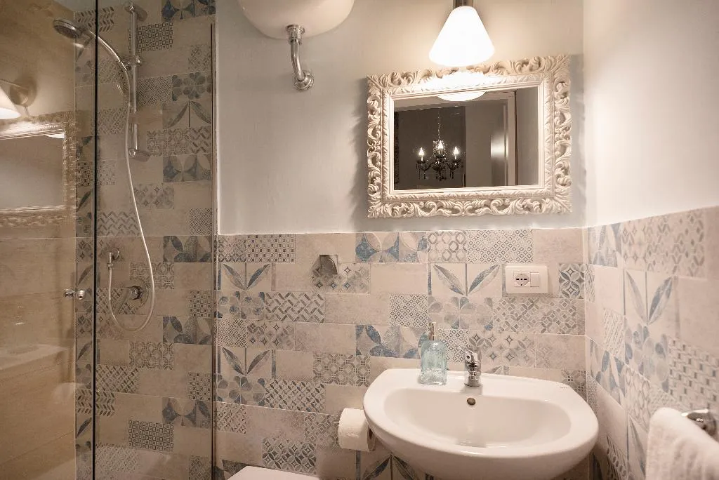 DOUBLE ECONOMY Room, B&B Dei Decumani di Napoli, Naples