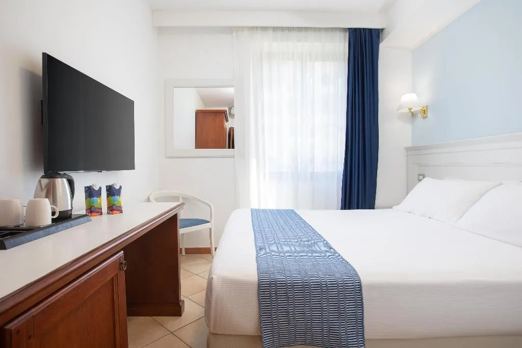 DOUBLE NON SMOKING Room, Hotel Blumarea, BW Signature Collection, Alghero
