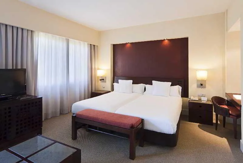 Double or Twin STANDARD Room, DoubleTree by Hilton Islantilla Beach Golf Resort, Costa De La Luz
