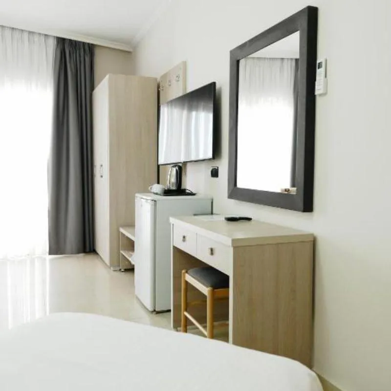 TRIPLE SEA VIEW Room, Mediterrane, Southern Albania