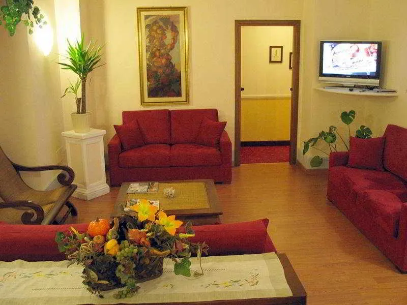 Lobby, Orto di Roma, Rome