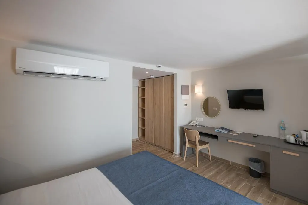 DOUBLE STANDARD Room, Elounda Breeze Resort, Crete