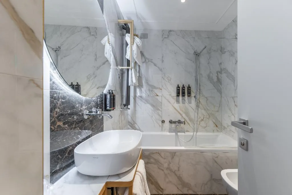 TWIN STANDARD Room, Hotel Raffaello, Sure Hotel Collection by Best Wes, Rome