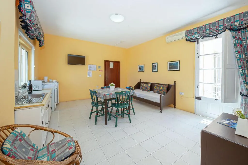SUITE STANDARD Room, Mariblu Guesthouse, Gozo
