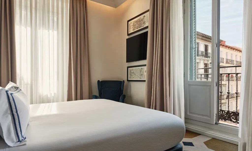 SUITE STANDARD Room, Only YOU Boutique Madrid, Madrid