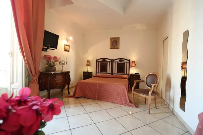 Double or Twin SUPERIOR Room, Bovio Suite, Naples