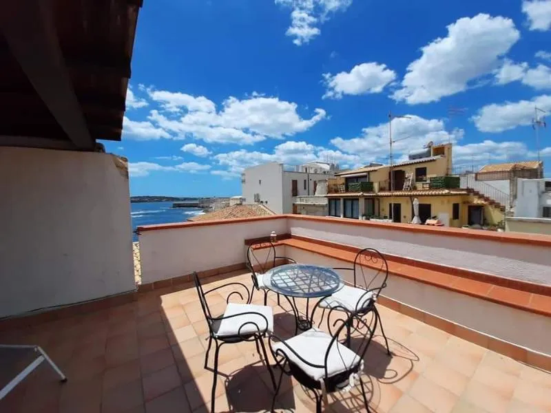 Terrace, Residence Dei Baroni, Catania