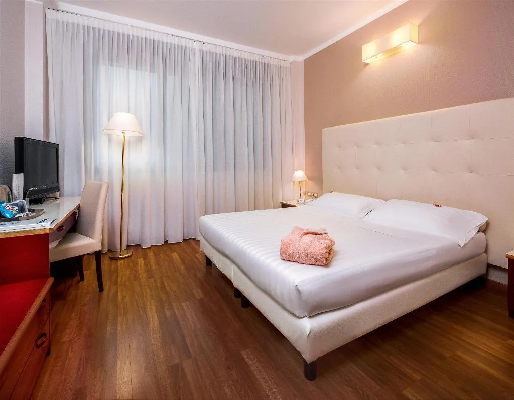 Room KING SIZE BED Room, Best Western Air Hotel Linate, Milan