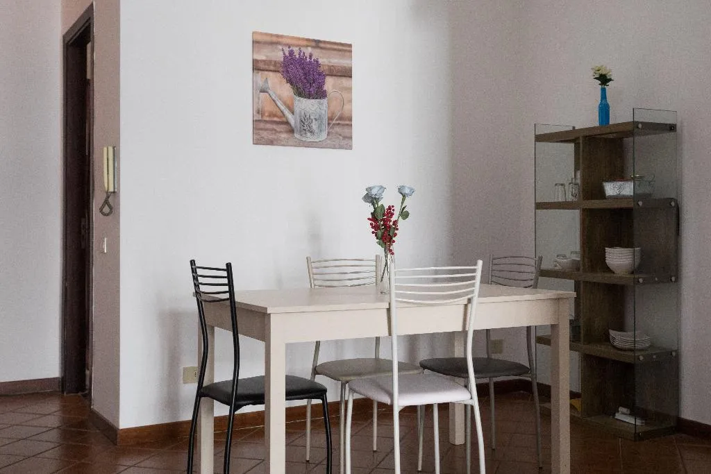APARTMENT CAPACITY 6 Room, B&B Ai Tintori, Palermo
