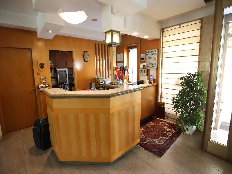 Lobby, Derby, Rome