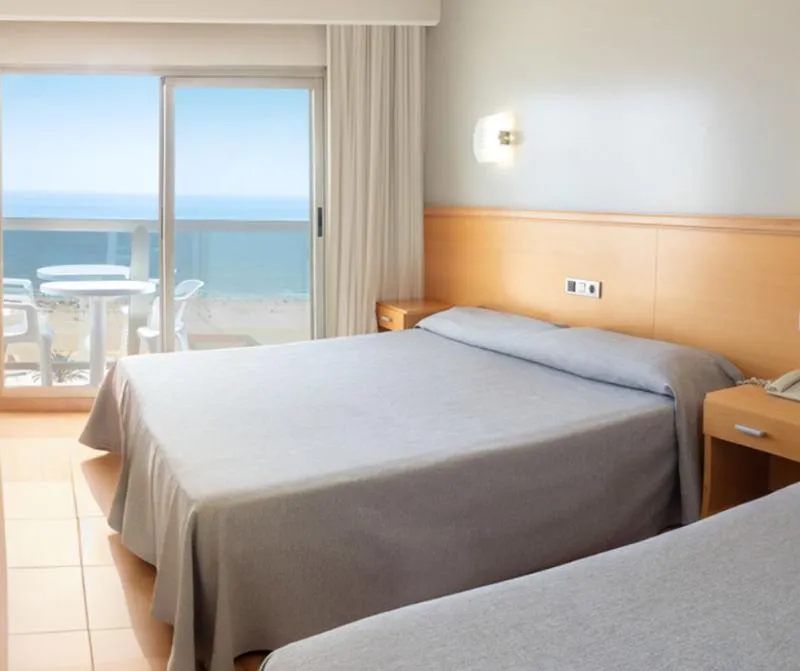 QUADRUPLE SEA VIEW Room, RH Gijon Gandia, Valencia