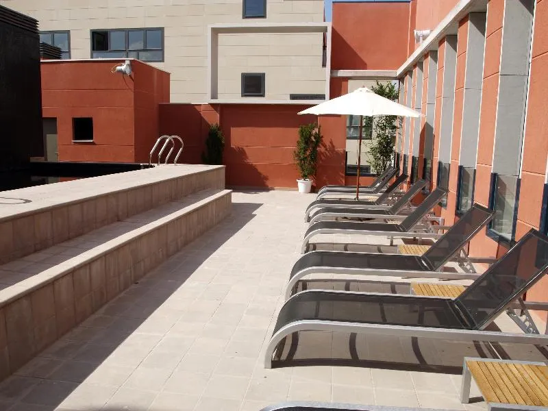 Pool, Eco Alcala Suites, Madrid