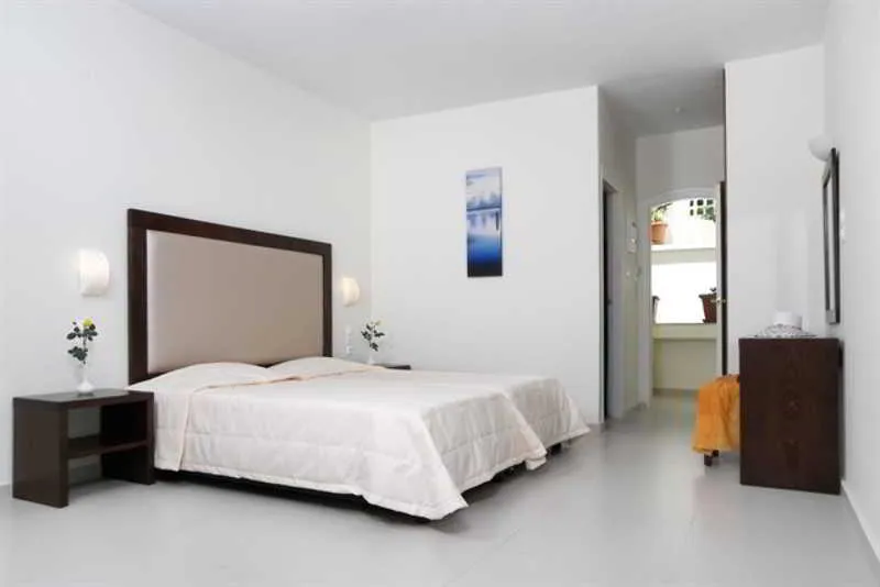 Room, Troulis Aparthotel, Crete