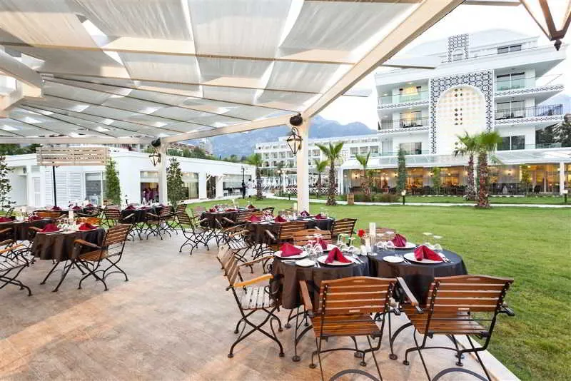 Terrace, Karmir Resort & Spa Hotel, Antalya