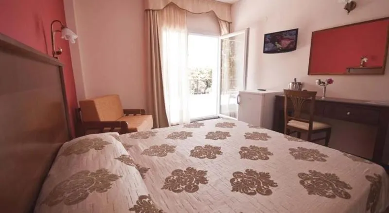 Room, Sun Beach Hotel, Thessaloniki