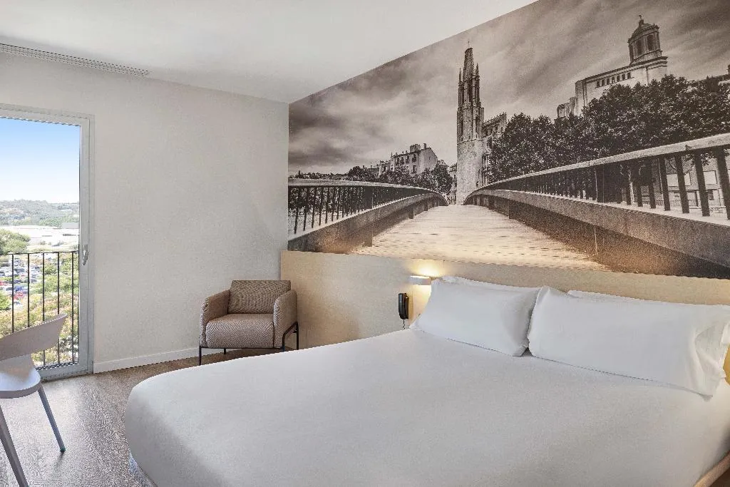 Room, B&B HOTEL Girona 3, Costa Brava