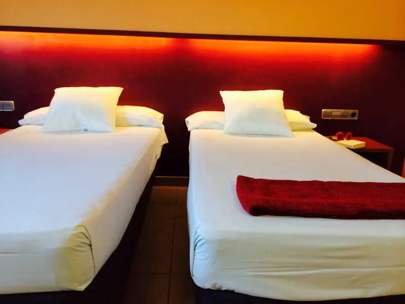 Room, La Jonquera, Barcelona