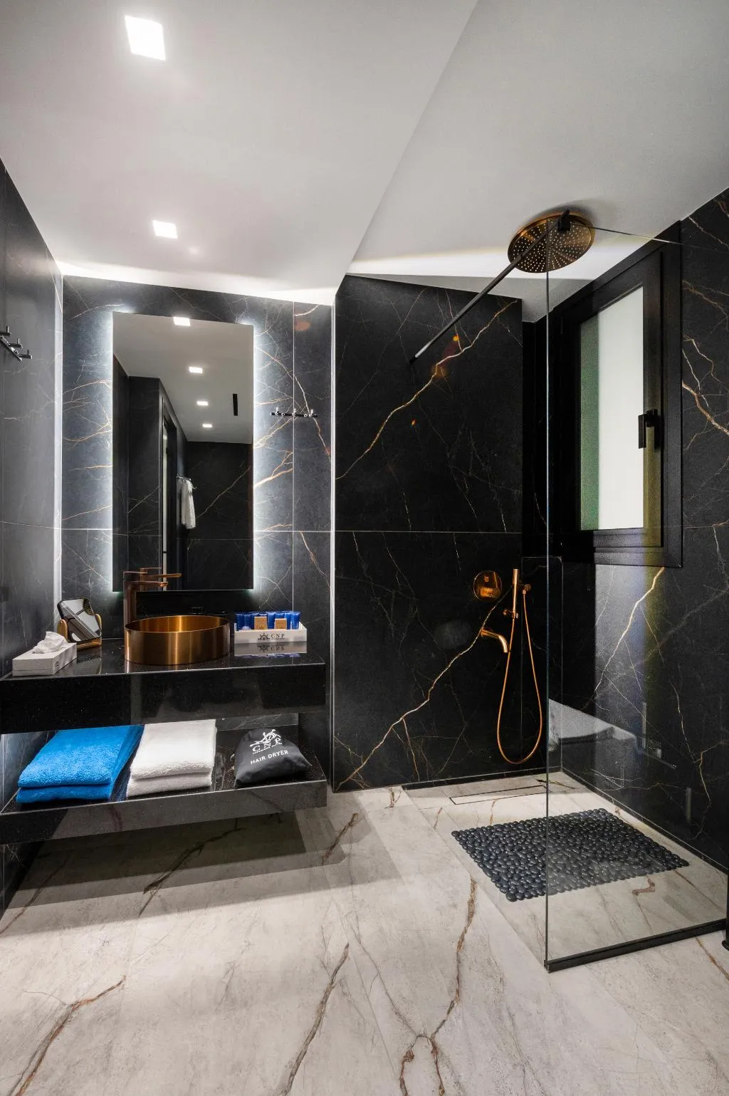 SUITE DELUXE Room, Captain Napoleon Paterakis CNP Luxurious Suites, Crete