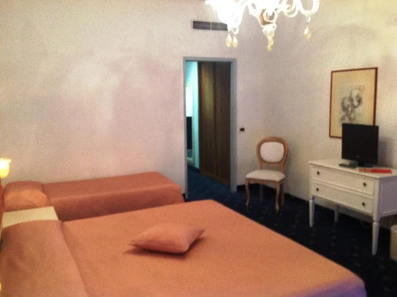 TRIPLE STANDARD Room, La Meridiana, Venice