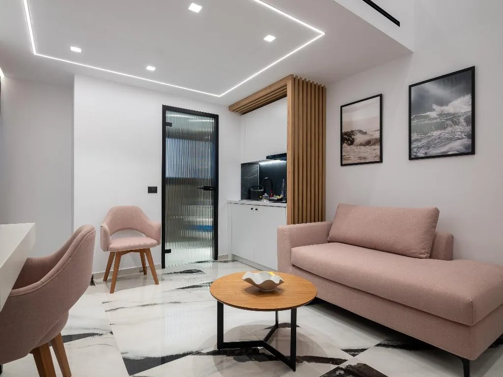 SUITE CLASSIC Room, Captain Napoleon Paterakis CNP Luxurious Suites, Crete