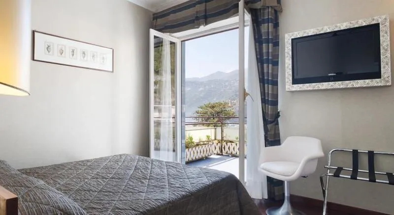 DOUBLE STANDARD Room, Reginna Palace, Naples