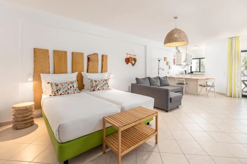 STUDIO PREMIUM Room, Estudios Salinas, Algarve