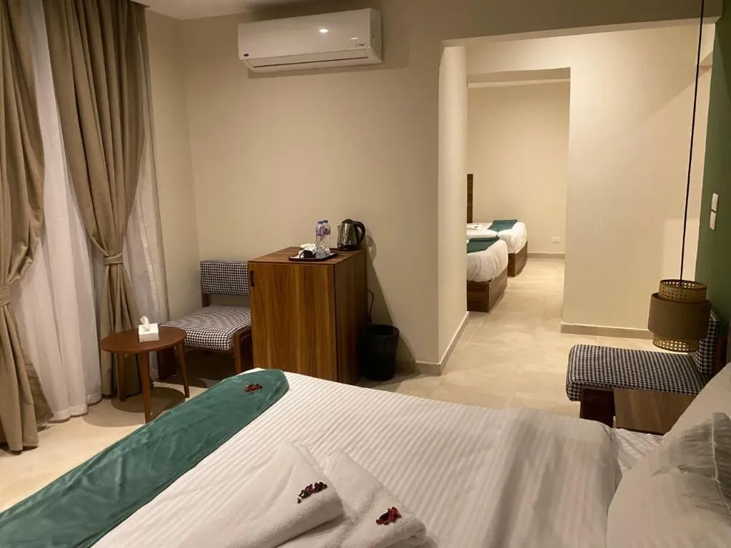 Room, The Nomad Pyramids Boutique Hotel, Cairo