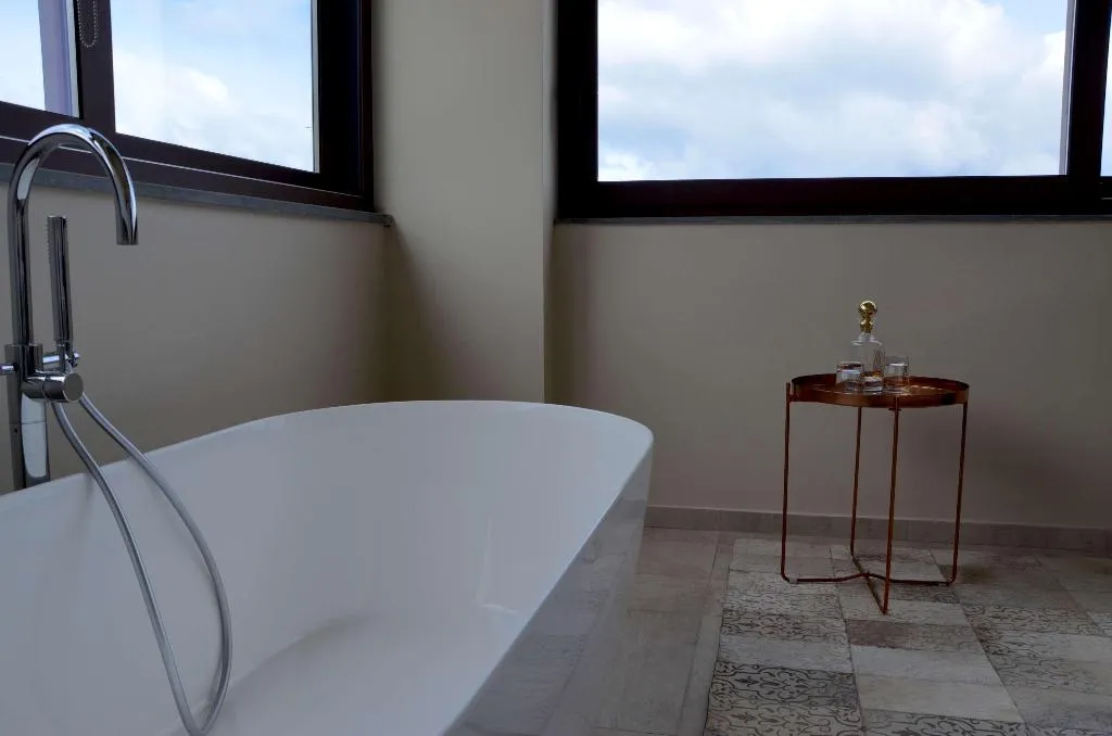 JUNIOR SUITE QUEEN SIZE BED Room, Best Western Plus Hotel Terre di Eolo, Catania