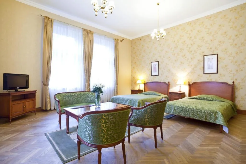 TWIN STANDARD Room, Hotel Royal, Krakow