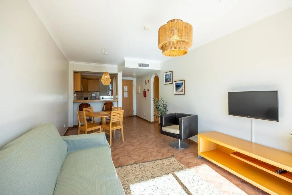 APARTMENT WITH VIEWS Room, Pontalaia, Algarve