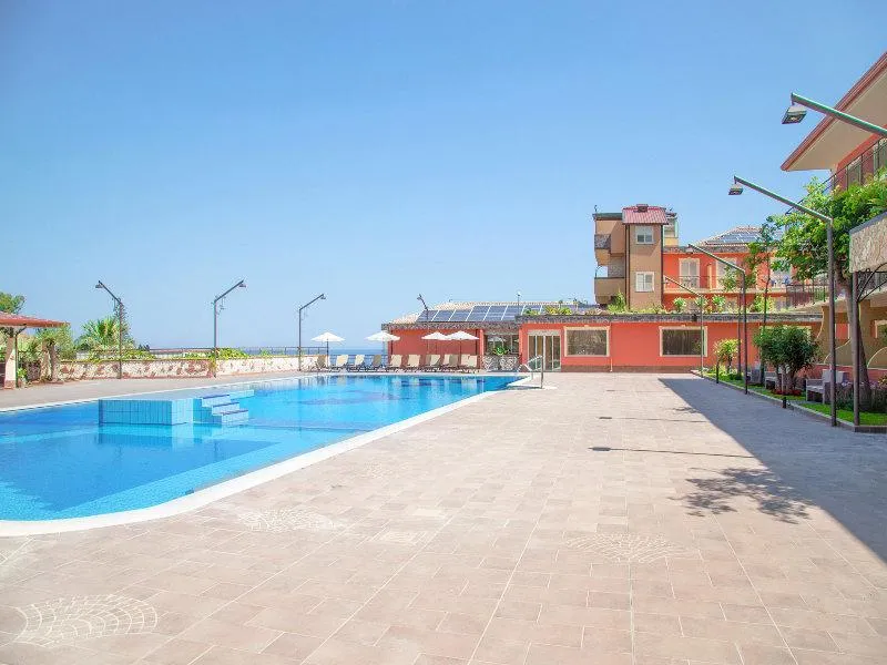 Pool, Diamond Naxos Taormina, Catania