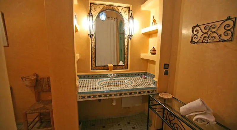 DOUBLE SUPERIOR Room, Riad Dar Limoun Amara, Marrakech
